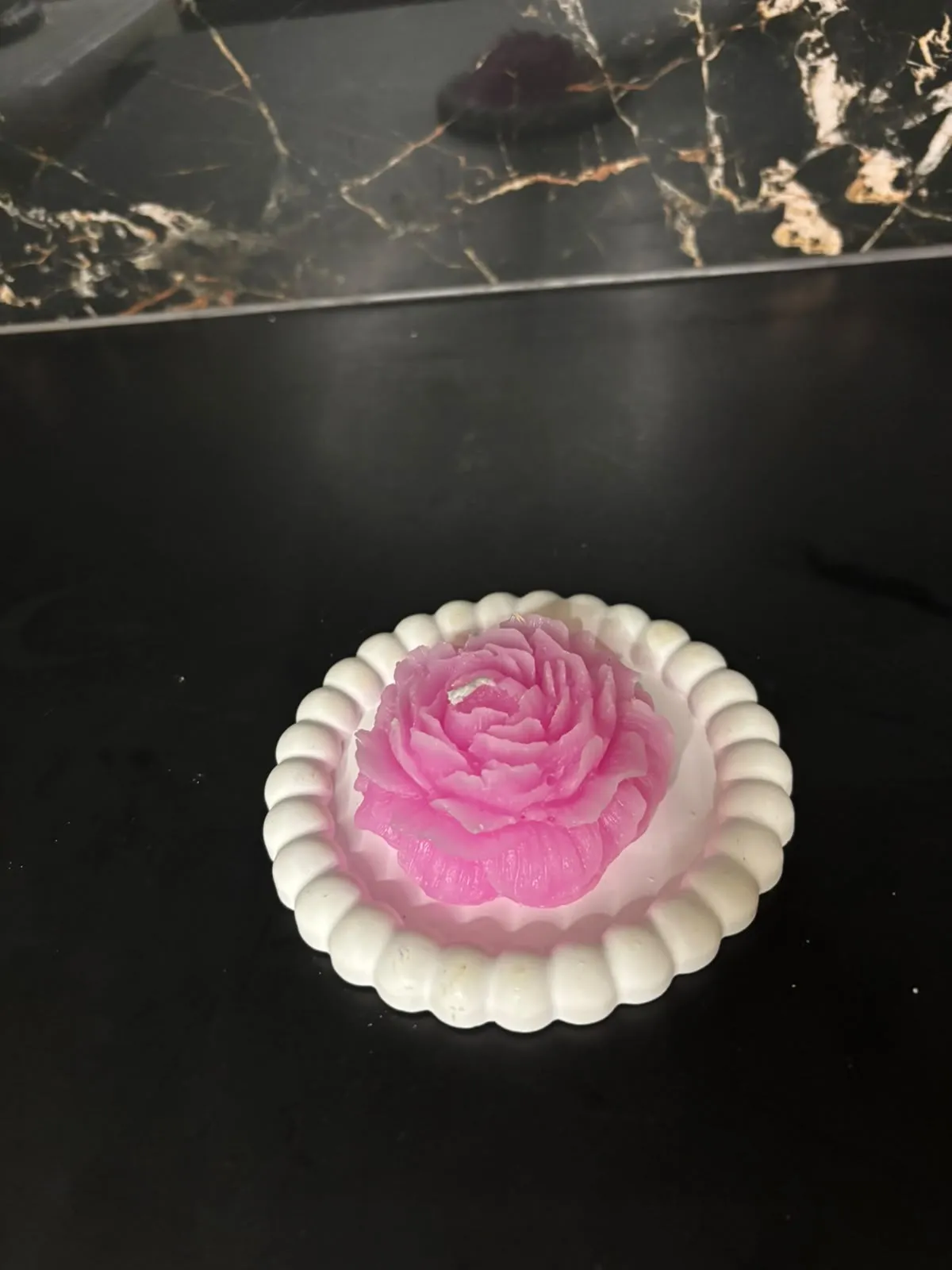 Peça artesanal, única e feita com carinho.