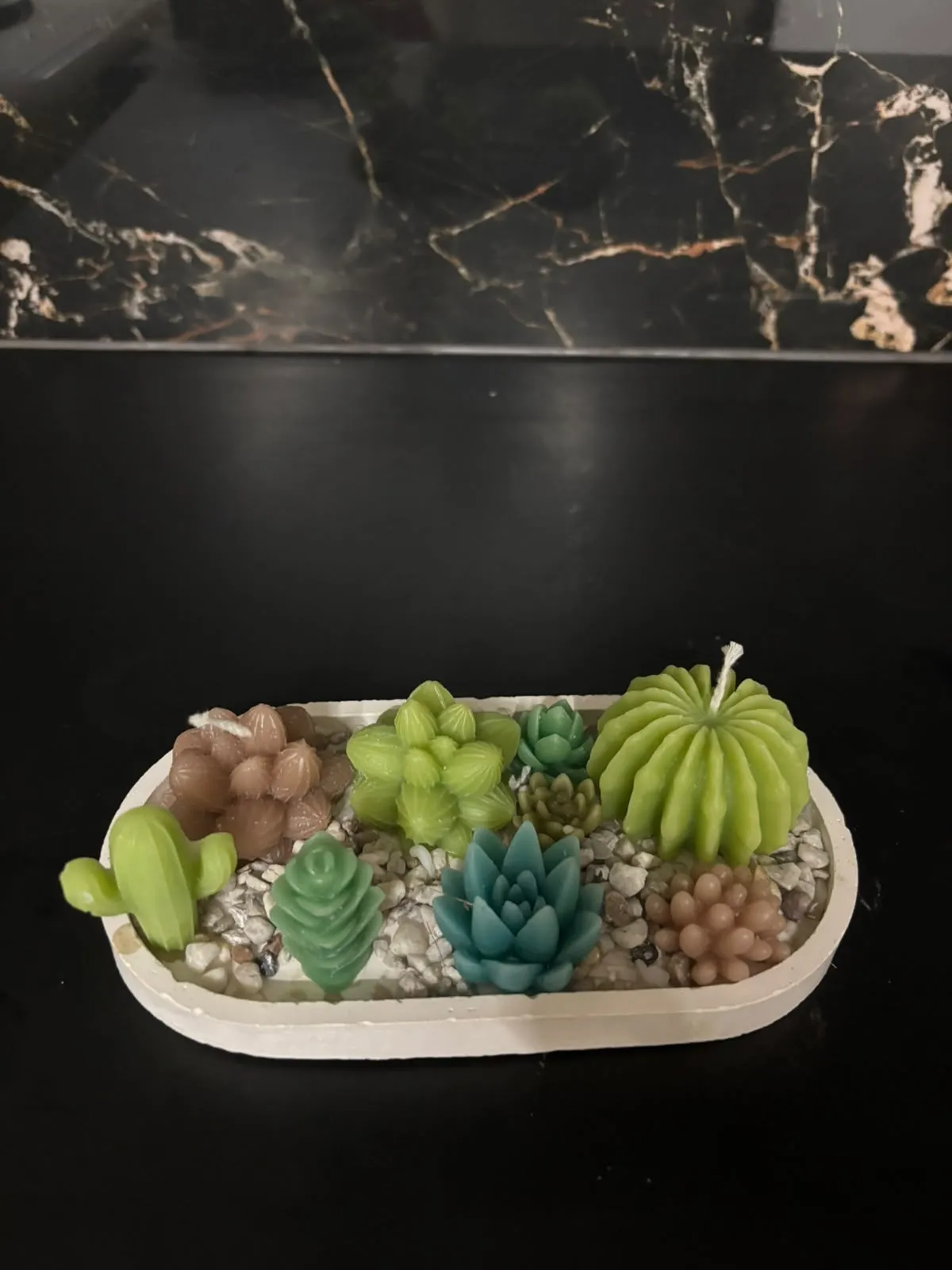 Peça artesanal, única e feita com carinho.