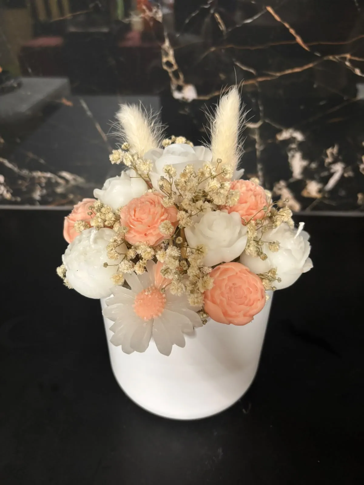 Peças artesanais, feitas com carinho e atenção ao detalhe.