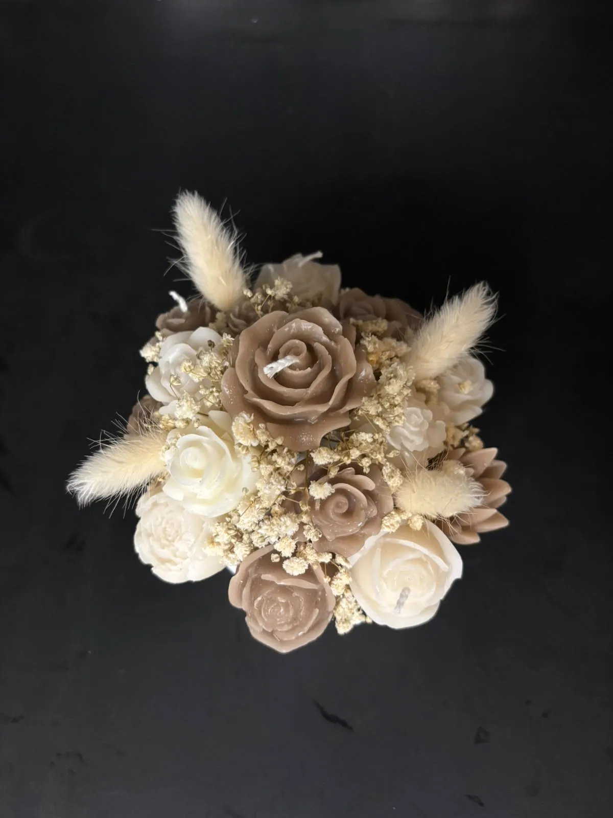 Peças artesanais, feitas com carinho e atenção ao detalhe.